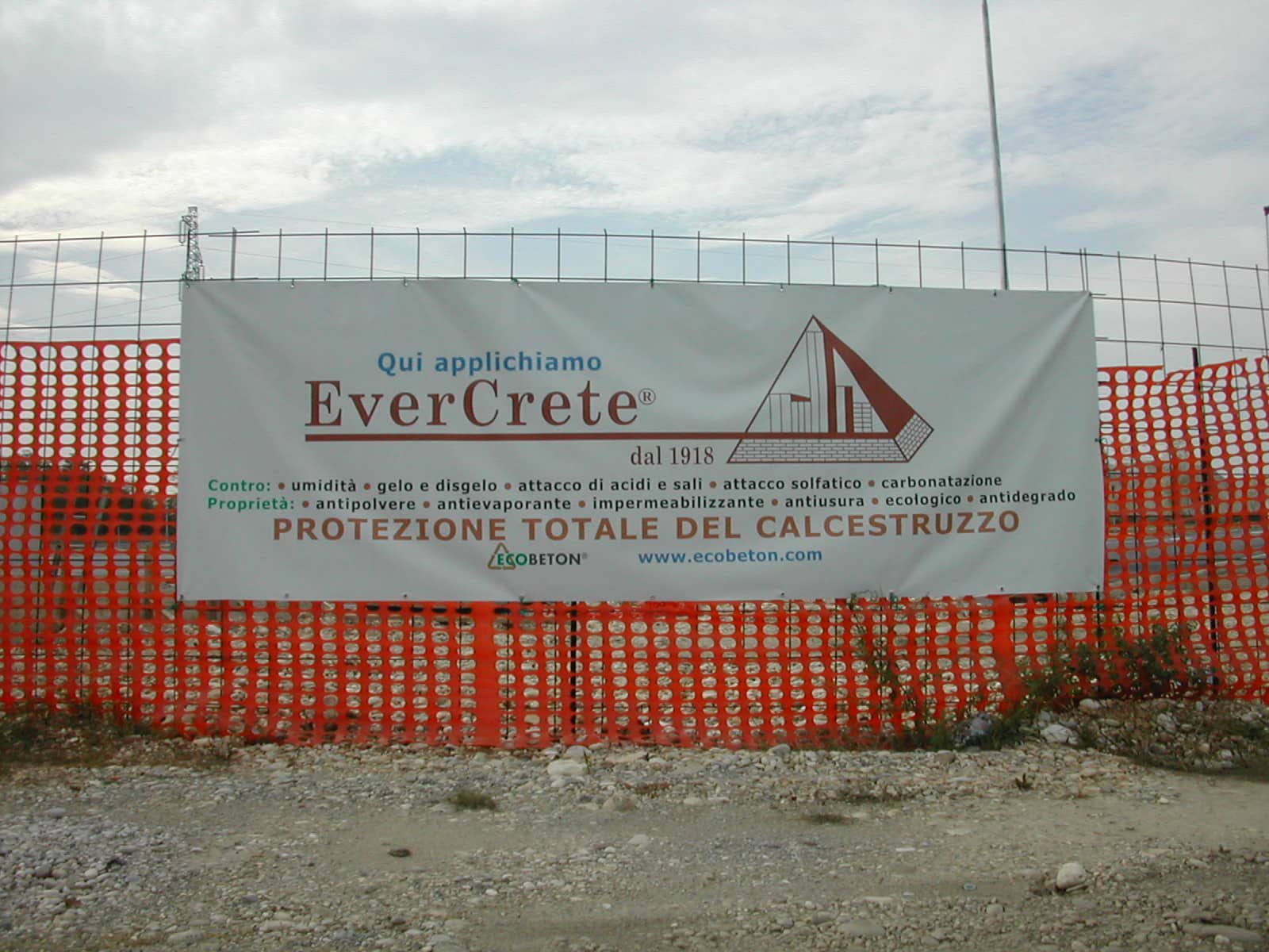Ecobeton - Evercrete Pavishield per la San Benedetto Spa.
