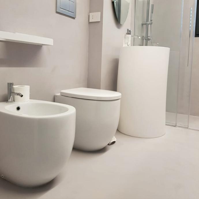 Bagno rivestito con Microbond