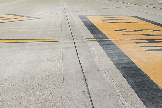 Giunto della pista aeroportuale ricostruito con Crono