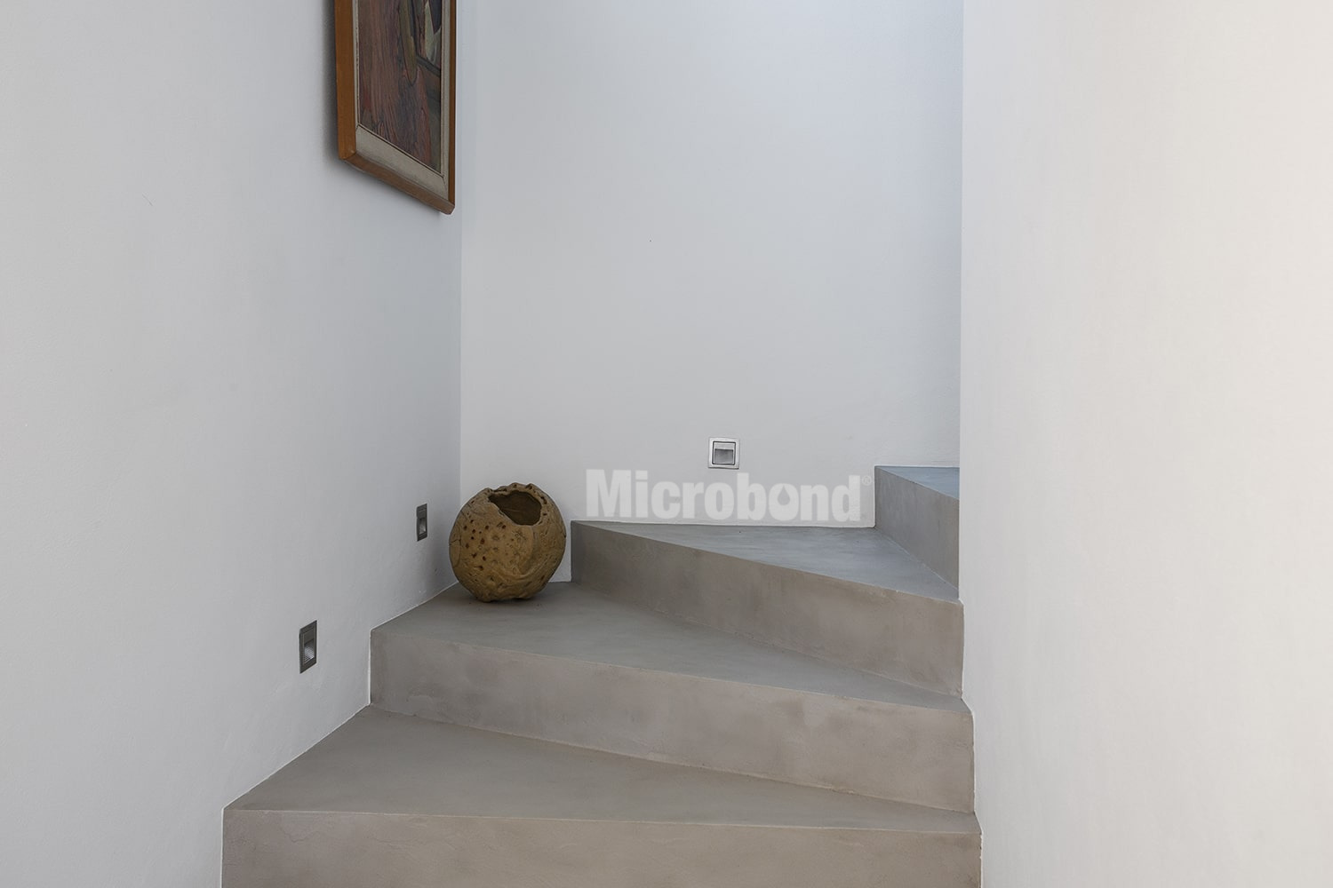 Angolo della scala in Microbond grigio